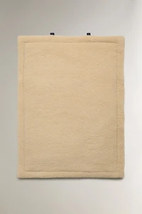 COUVERTURE DE SOL ENROULABLE POUR ANIMAUX DE COMPAGNIE