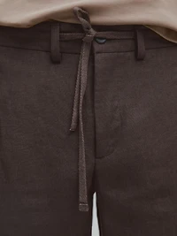 Total look linen trousers