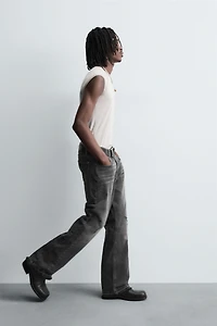 RIPPED FLARE FIT JEANS