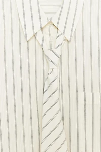 OVERSIZED SHIRT WITH TIE
