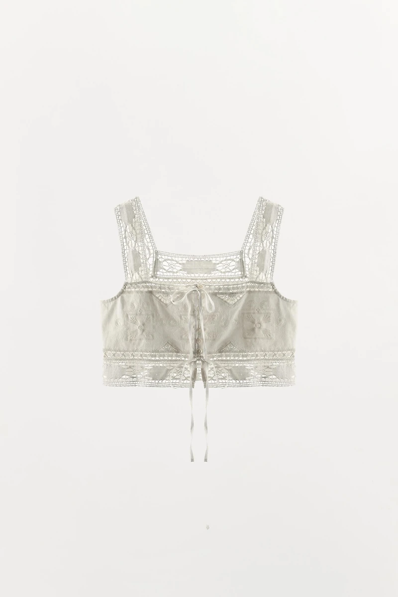 EMBROIDERED LACE TOP