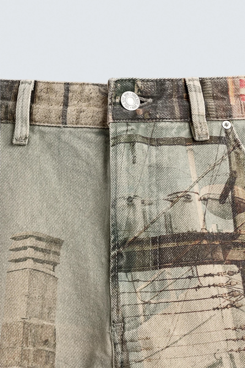 ABSTRACT PRINT BAGGY FIT SHORTS