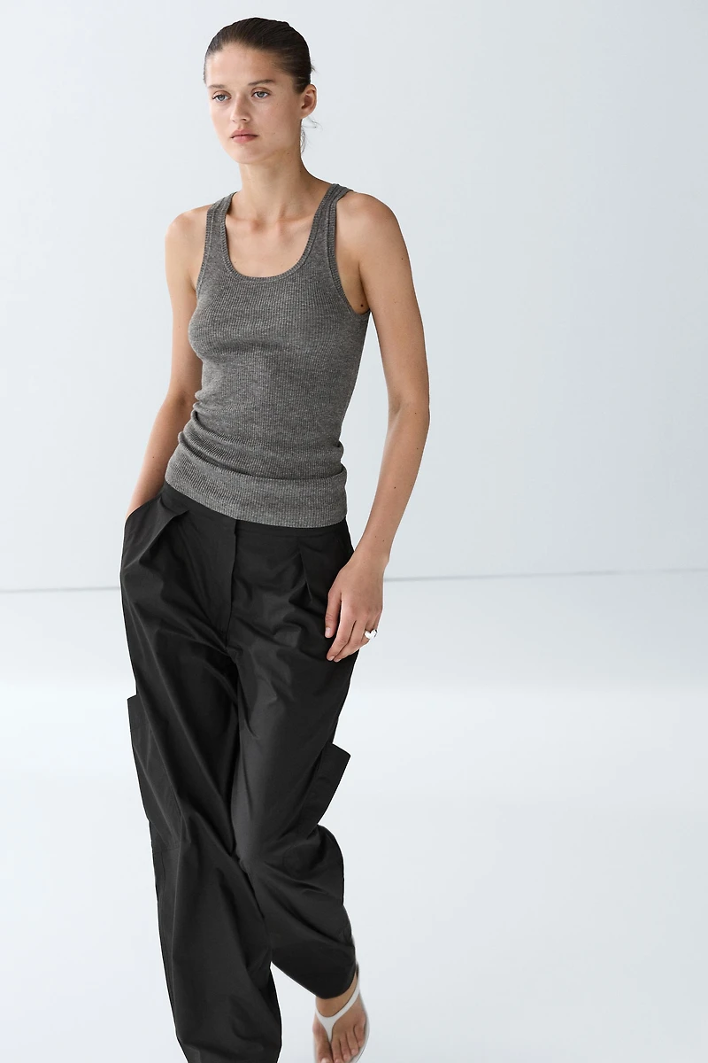 Barrel fit cargo pants