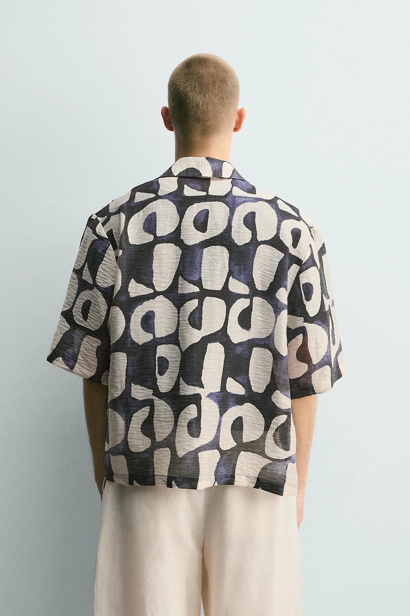 GEOMETRIC PRINT SHIRT