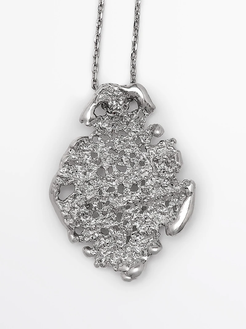 Collier mini pendentif pièce dentelle