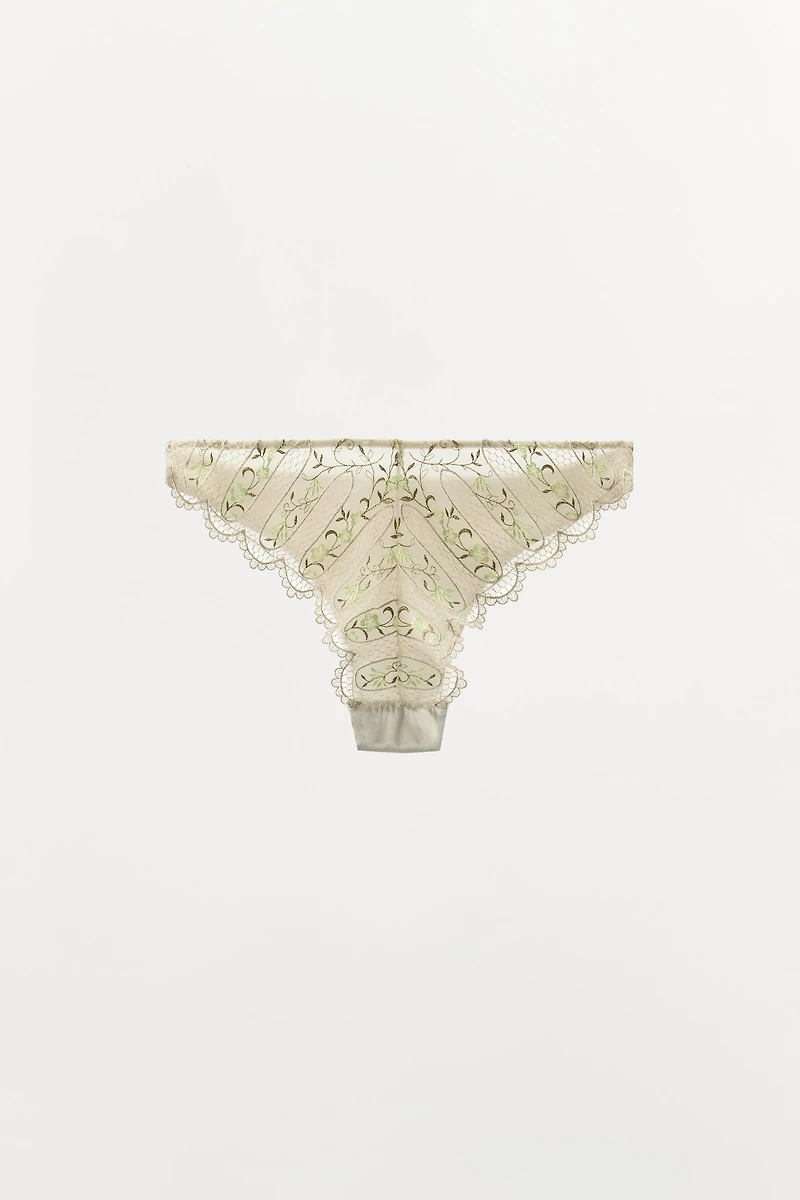 FLORAL EMBROIDERED LACE PANTIES