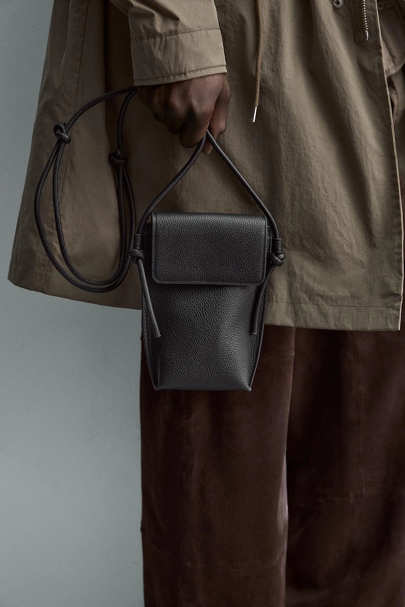 SAC BANDOULIÈRE EN CUIR