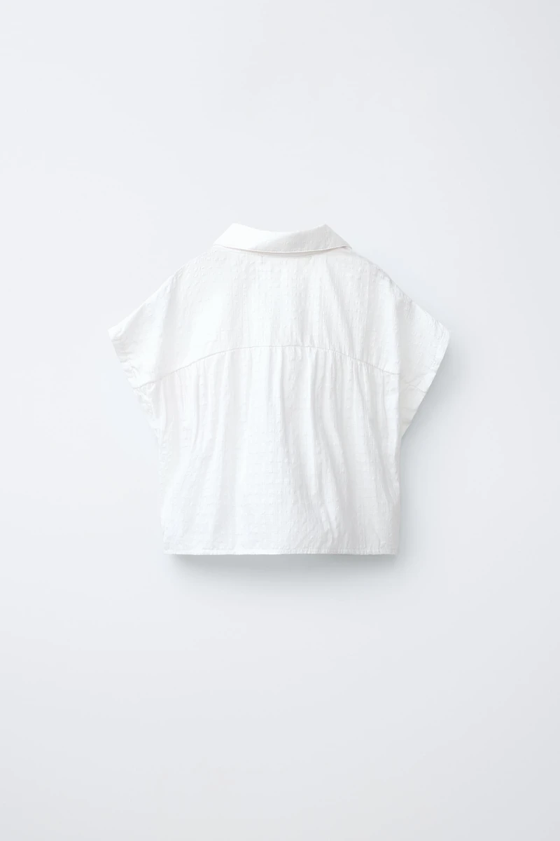 KNOTTED HEART PATCH SHIRT