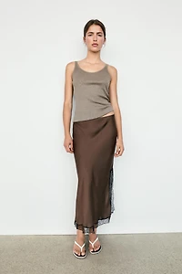 Lace-trimmed midi skirt