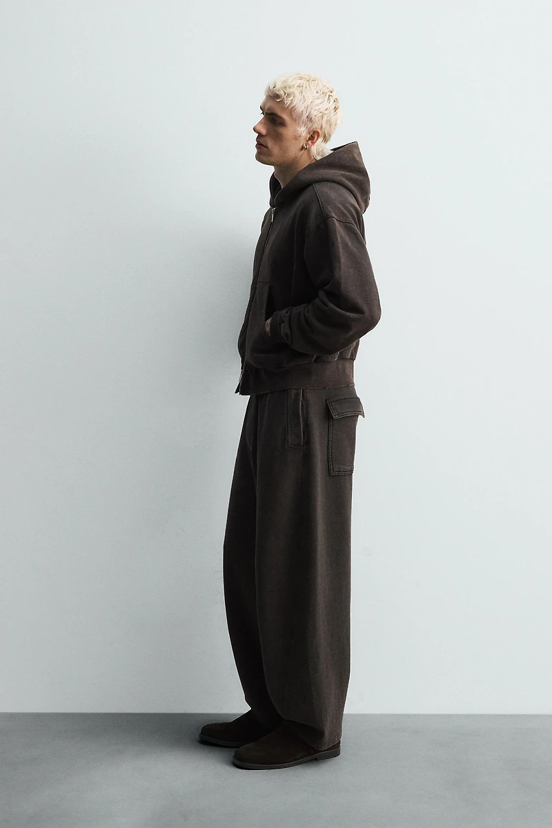 CROPPED FIT HOODIE SWEATSHIRT