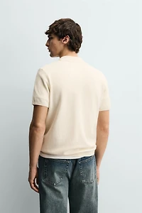 POLO EN MAILLE STRUCTURÉE