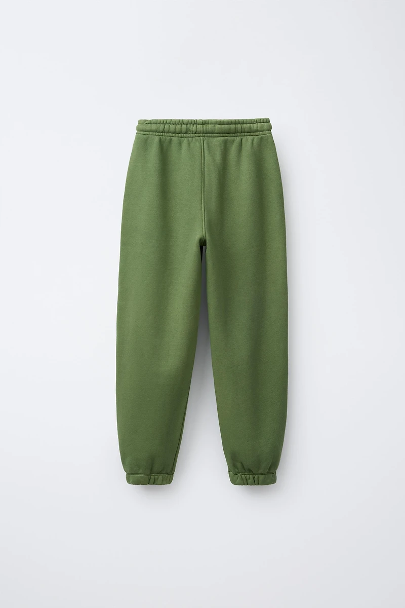 ENSEMBLE SWEAT-SHIRT ET PANTALON DE JOGGING TEINT EN PIÈCE