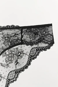 LACE PANTIES