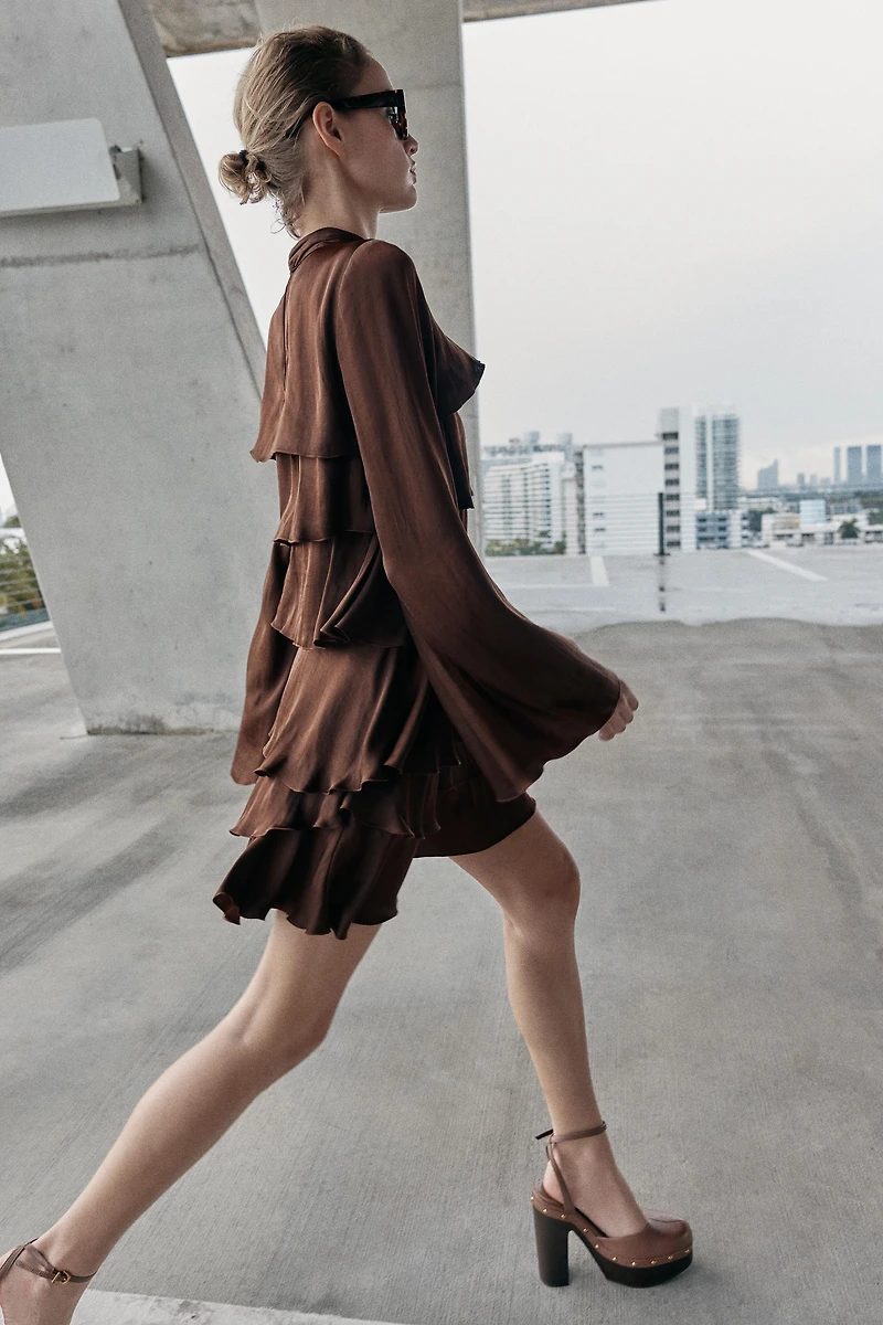 SATIN EFFECT RUFFLED SHORT DRESS