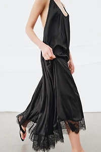 ROBE HALTER SATINÉE DENTELLE ZW COLLECTION