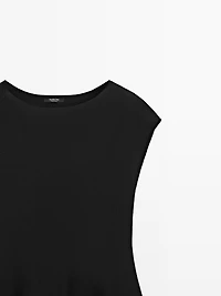 Knit top with crew neck