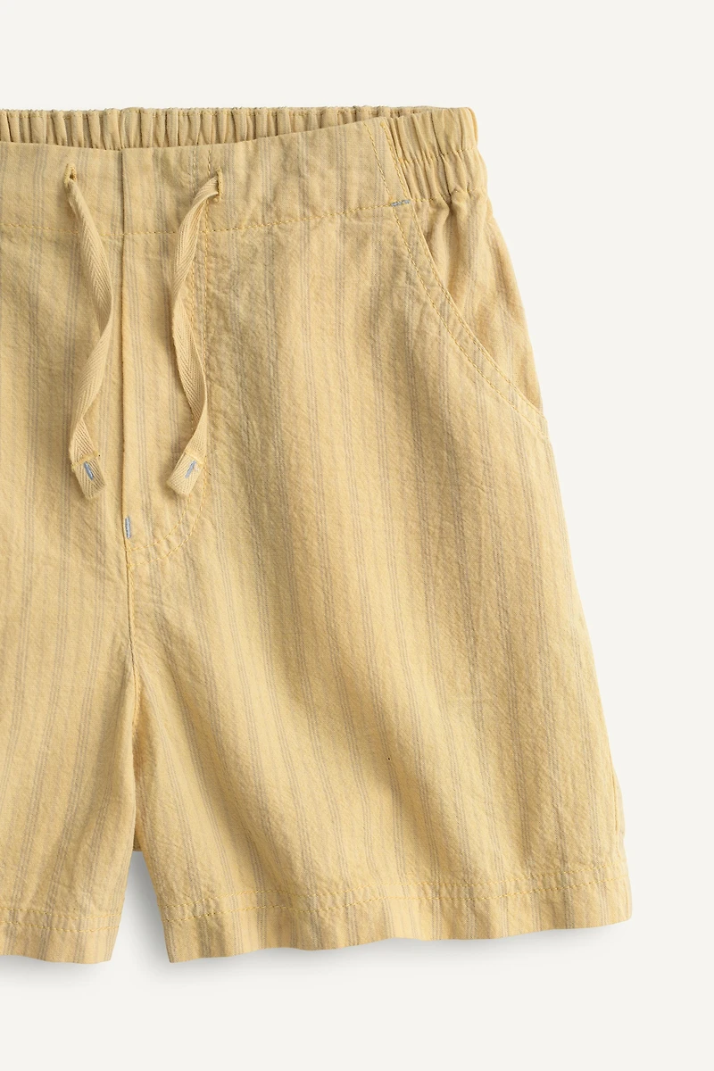 SHORT À RAYURES ÉDITION LIMITÉE