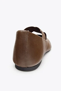 LEATHER BALLET FLATS WITH ELASTIC STRAPS