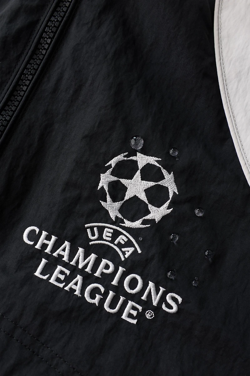 UEFA CHAMPIONS LEAGUE ® WATER REPELLENT JACKET WITH HOODIE