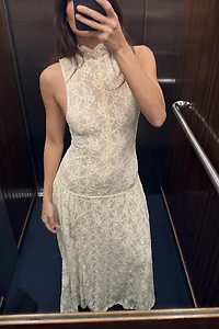 LONG LACE DRESS