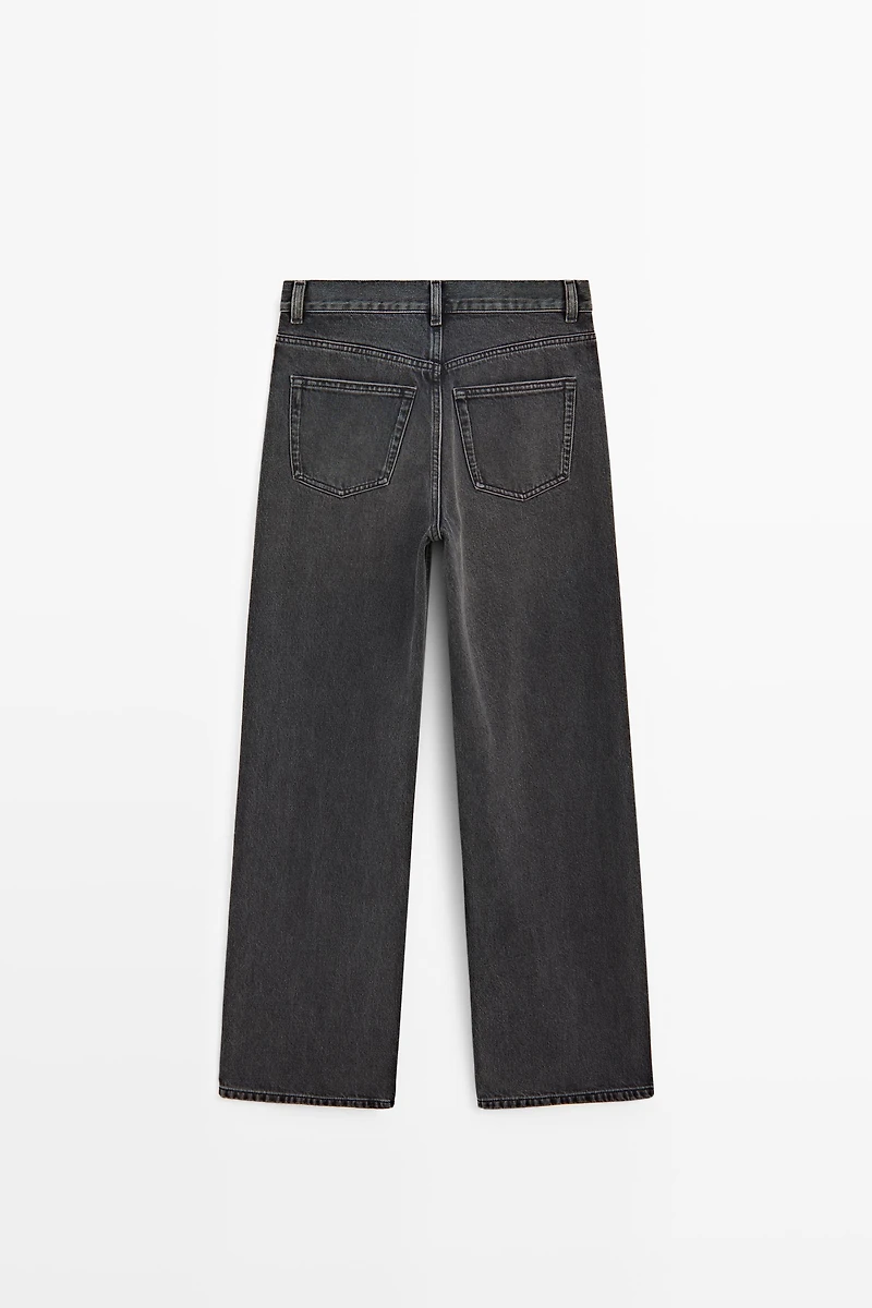 High-waist wide-leg jeans