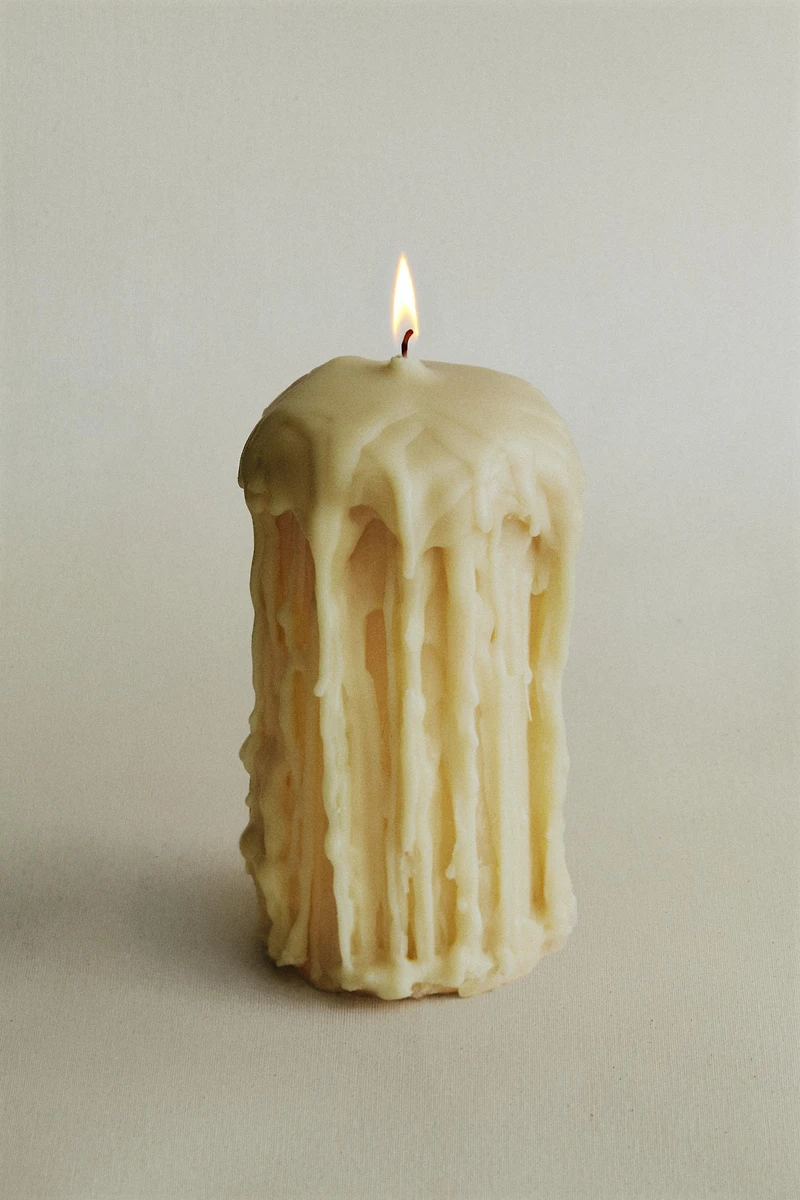 (365 G) INCENSE LEATHER SCENTED CANDLE