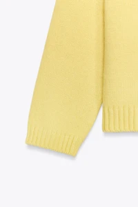 BASIC KNIT SWEATER