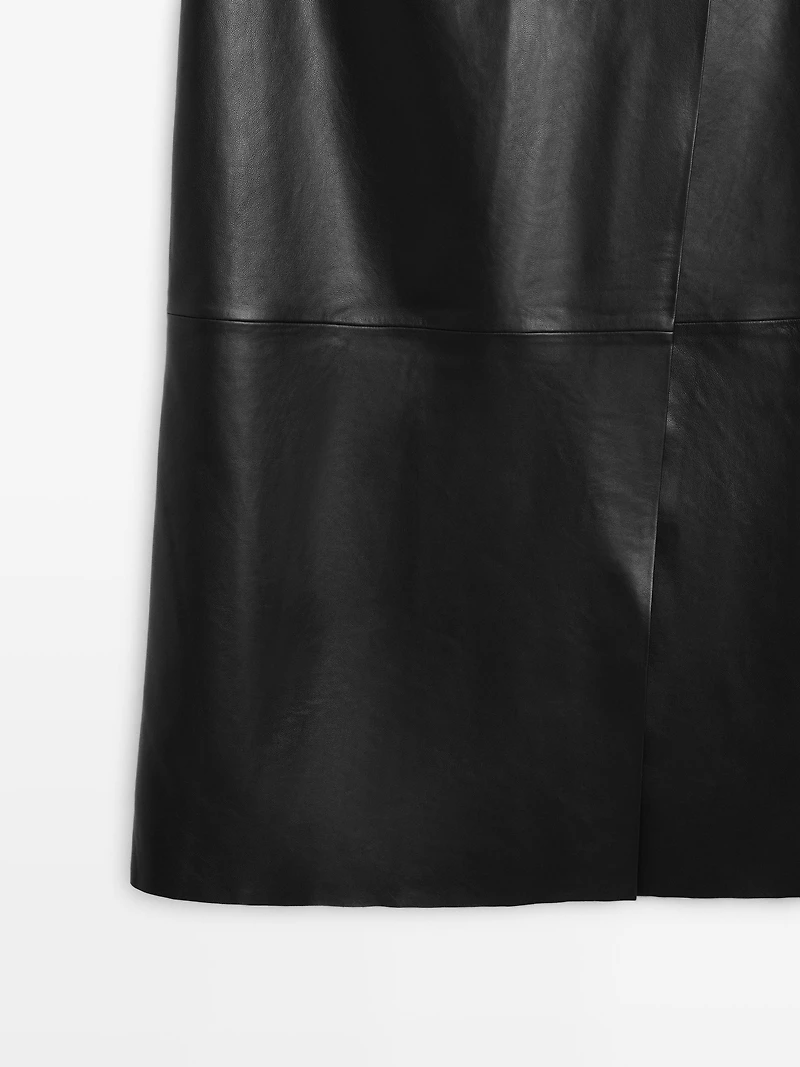 Jupe midi en cuir nappa avec coutures