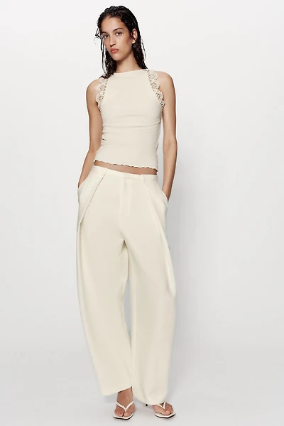 LACE RIBBED HALTER TOP