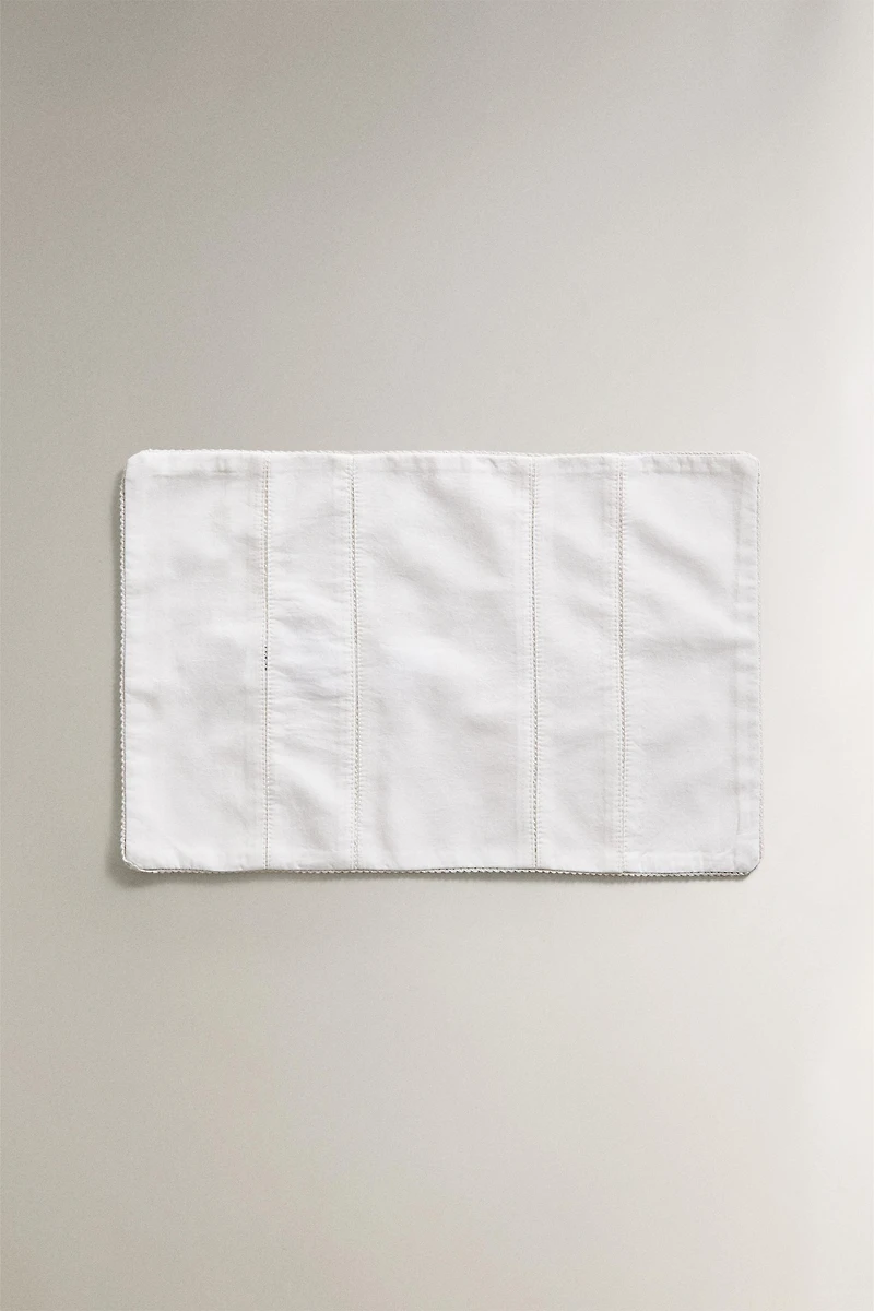 HEMSTITCHED POPLIN MINI CRIB SHEET SET