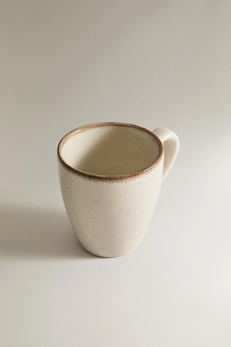 STONEWARE MUG