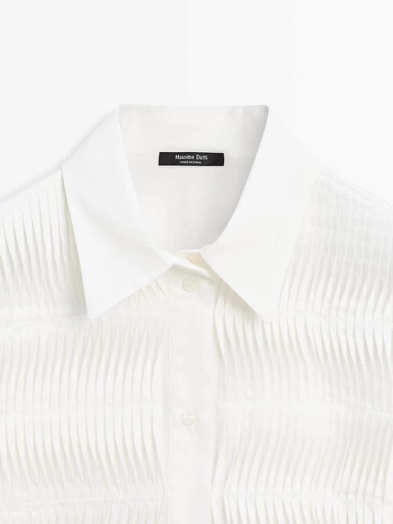 100% cotton shirt with chest detail