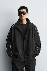 CONTRAST TECHNICAL JACKET