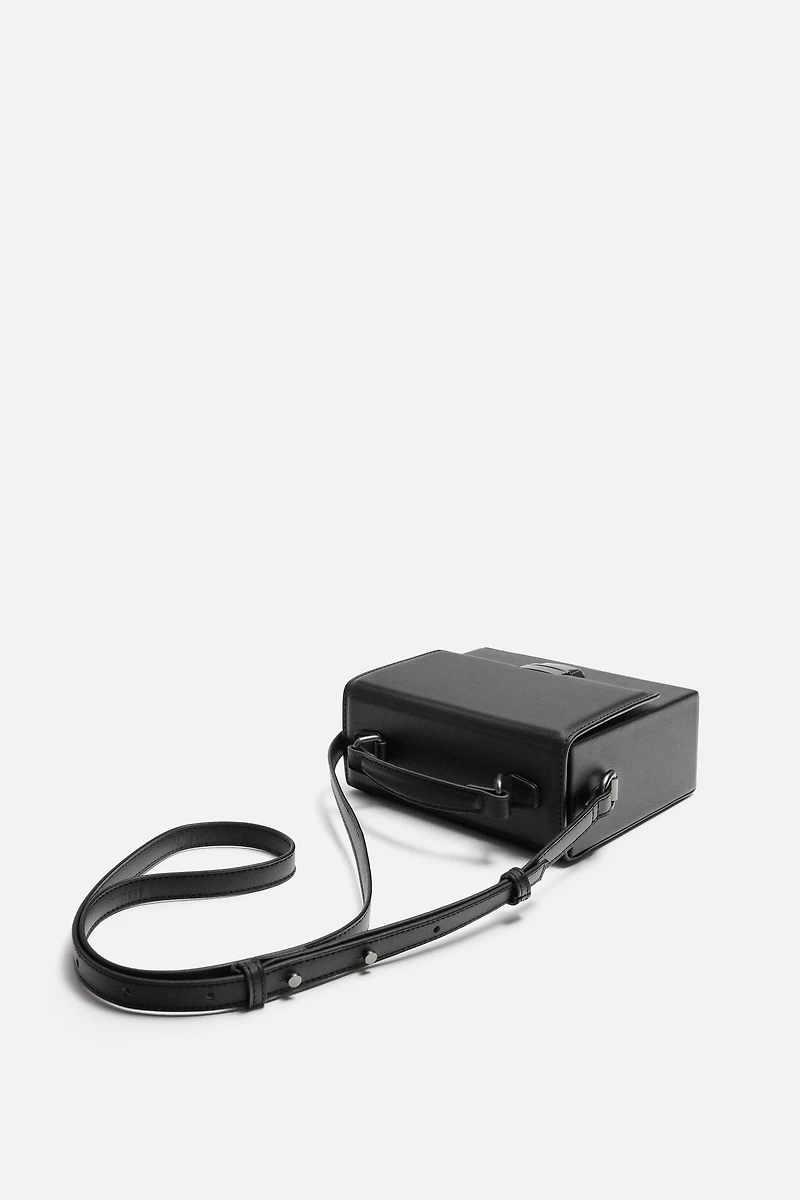 CROSSBODY BOX BAG