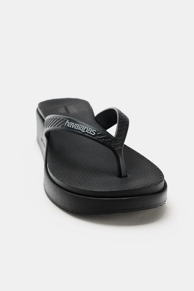 SANDALES COMPENSÉES HAVAIANAS ® x ZARA