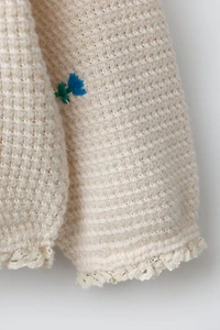 EMBROIDERED FLORAL TEXTURED KNIT CARDIGAN WITH LACE TRIM