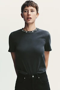 JEWELED WASHED EFFECT T-SHIRT