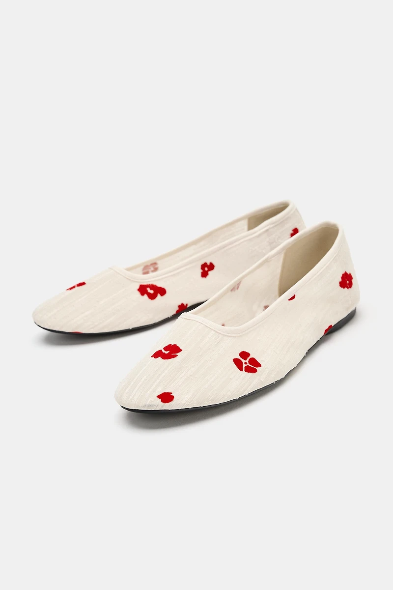 FLORAL MESH BALLET FLATS