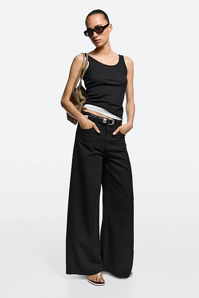 Flowy wide-leg jeans