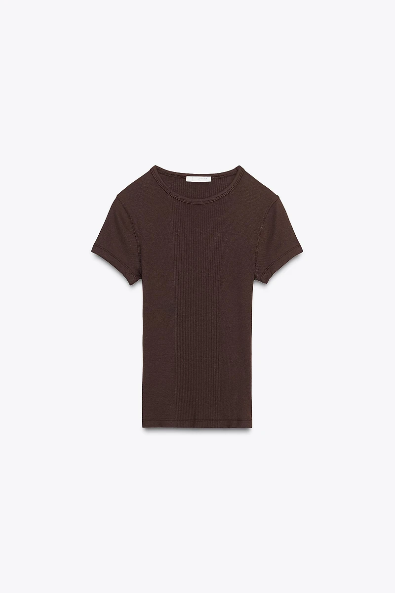 T-SHIRT À MANCHES COURTES EN MAILLE CÔTELÉE
