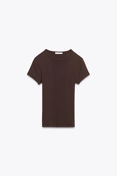 T-SHIRT À MANCHES COURTES EN MAILLE CÔTELÉE