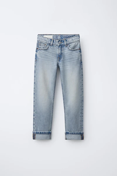 RIPPED STRAIGHT JEANS