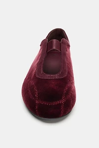 VELVET EFFECT STITCHED BALLET FLATS