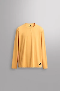 T-SHIRT TECHNIQUE BASIQUE À MANCHES LONGUES