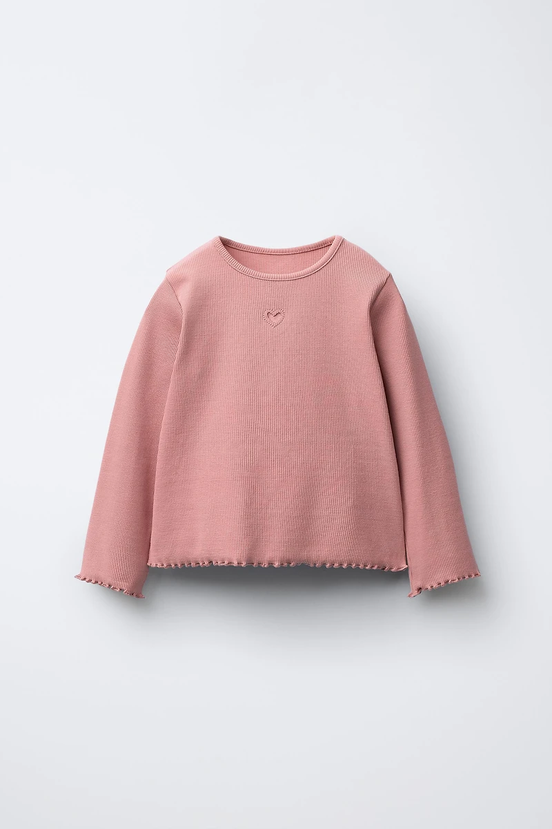 RIBBED HEART T-SHIRT