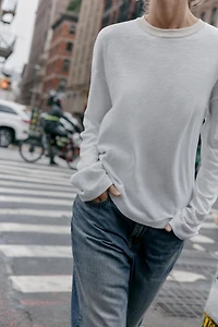 CONTRAST COLLAR T-SHIRT