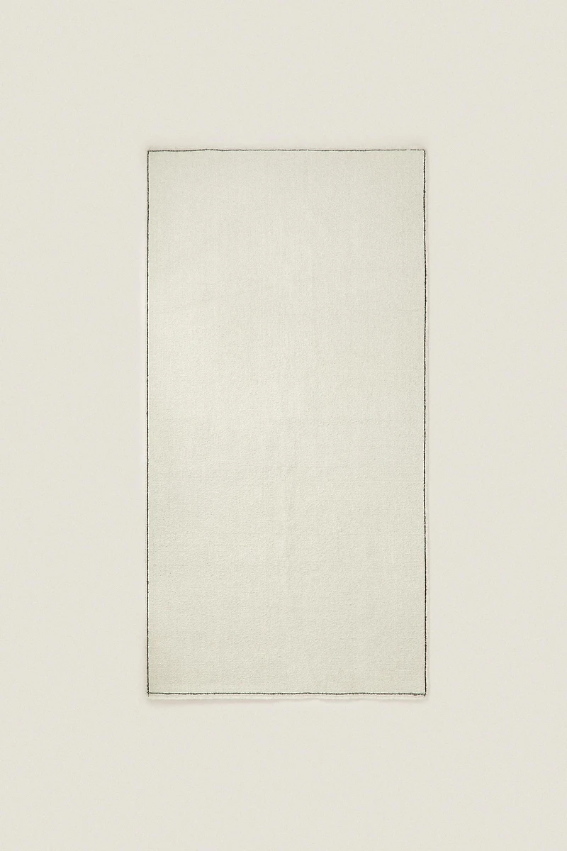 RECTANGULAR BOUCLÉ WOOL AREA RUG