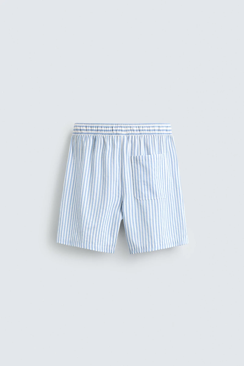 SHORT À RAYURES