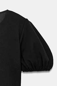 PUFF SLEEVE TOP