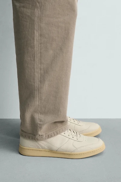 BASKET EN CUIR STYLE RÉTRO